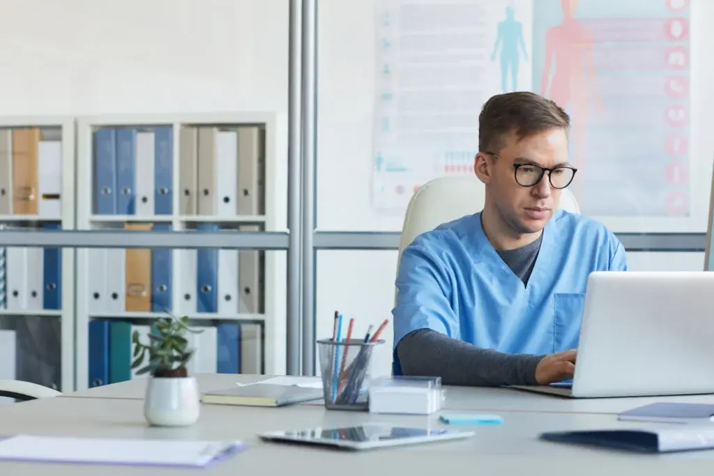 How an EHR Prescription Benefit Tool Increases Price Transparency