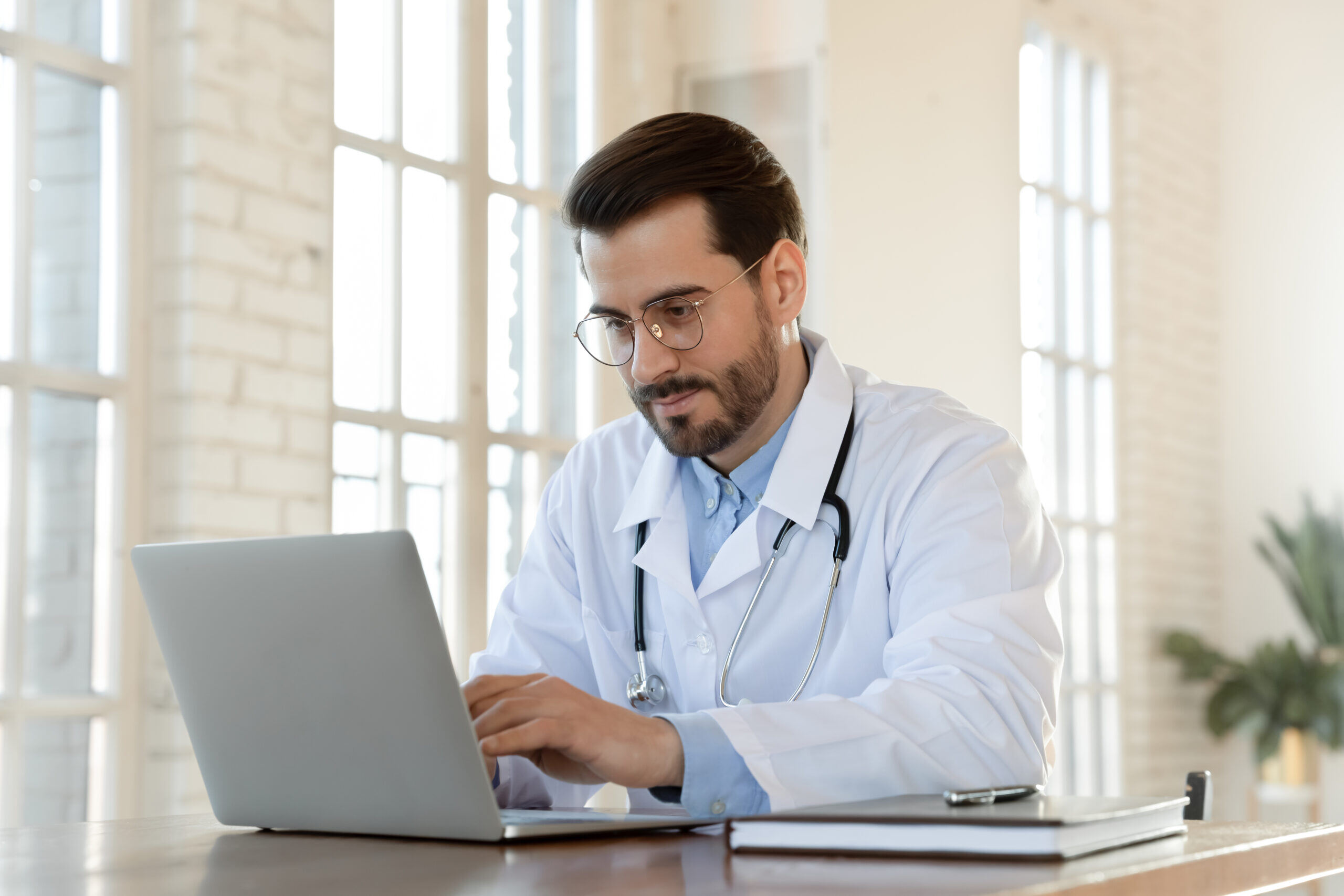 Small practice, big needs: Choosing the right EHR for your clinic