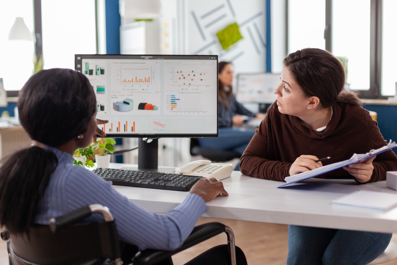 Top 10 EHR Features to Improve Practice Efficiency