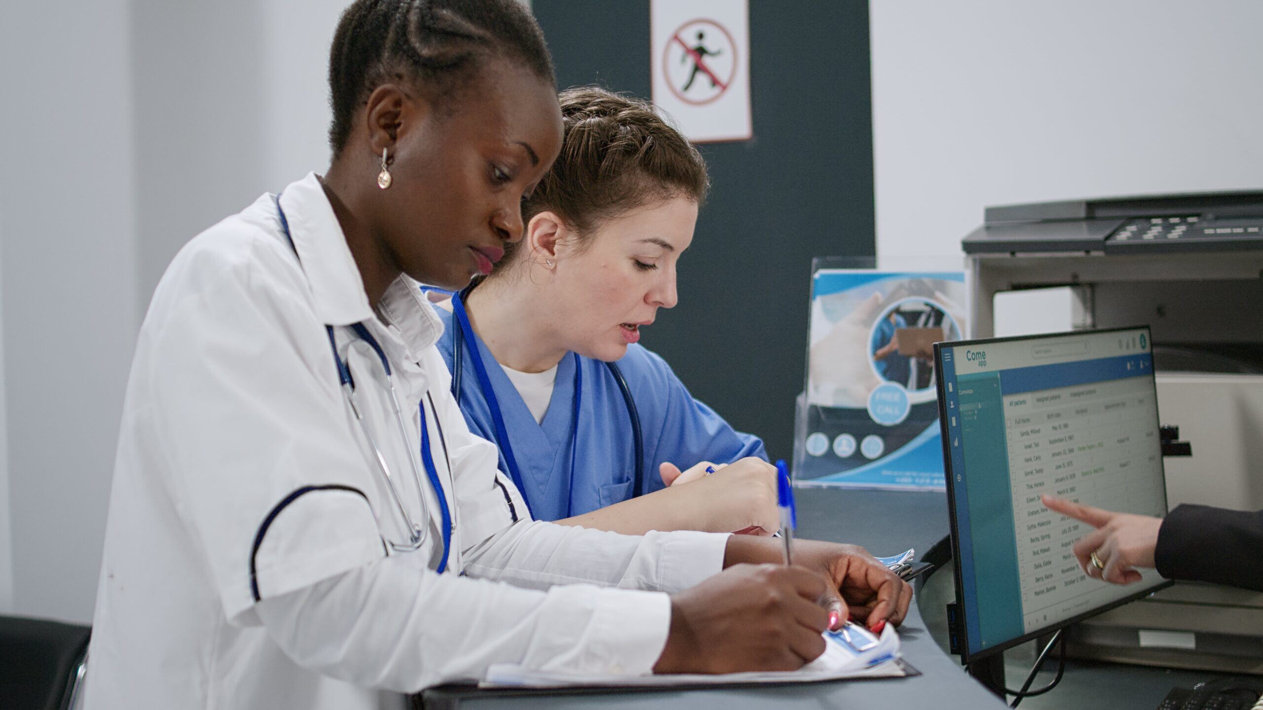 Five Best Practices for Training Staff to Use a New EHR System